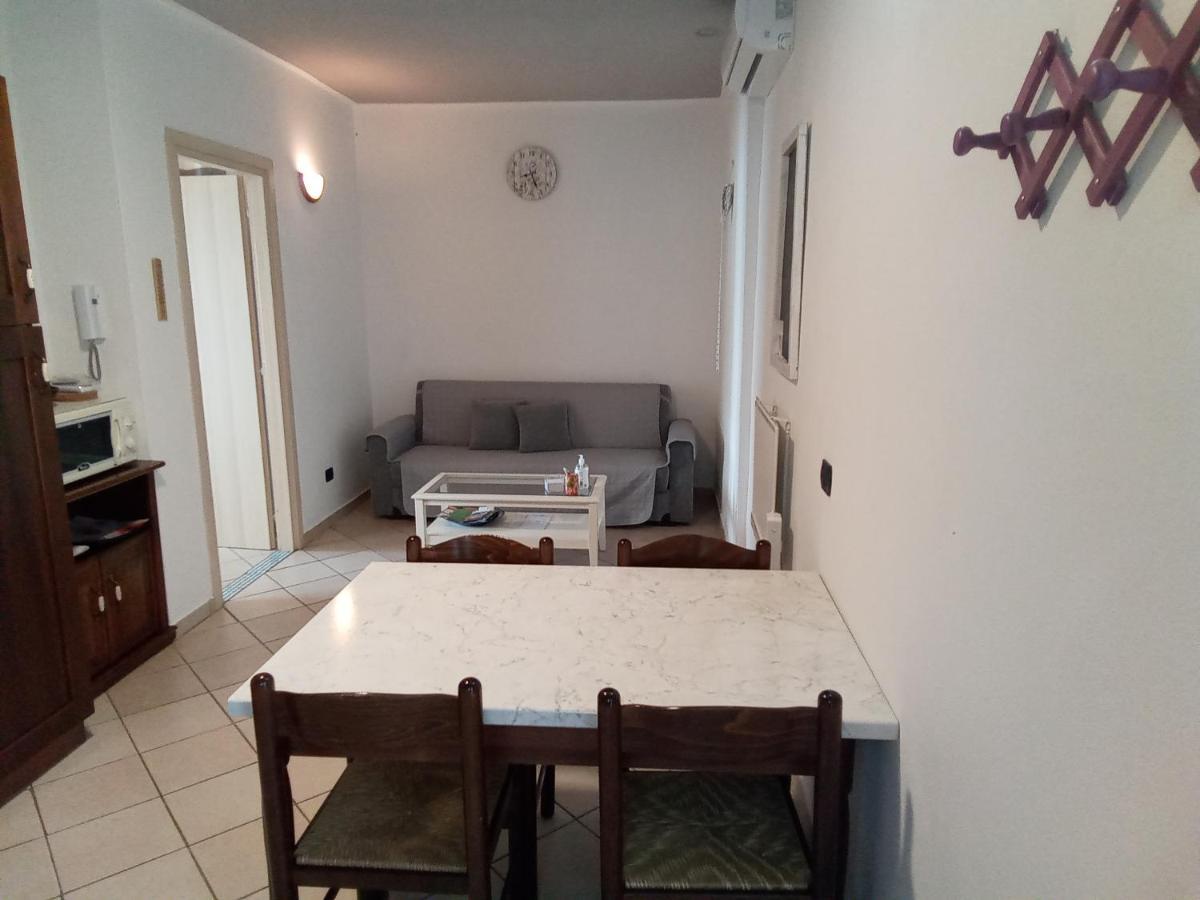 IseoLakeRental - Cà Negra Costa Volpino Bagian luar foto