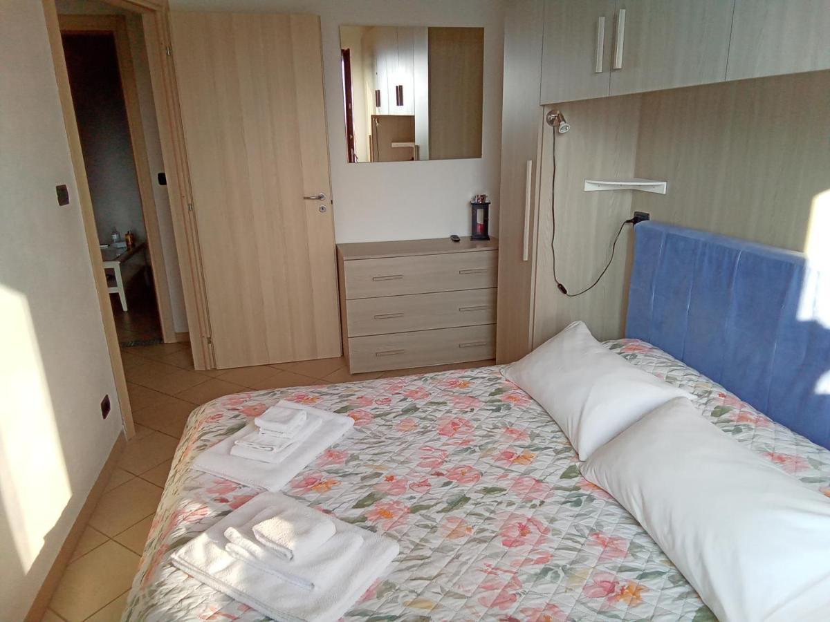 IseoLakeRental - Cà Negra Costa Volpino Bagian luar foto