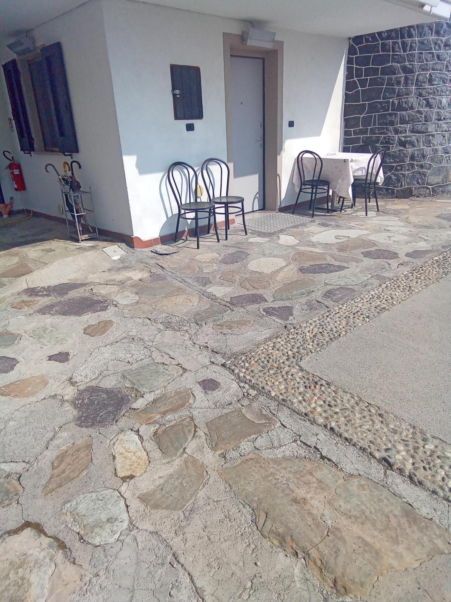 IseoLakeRental - Cà Negra Costa Volpino Bagian luar foto